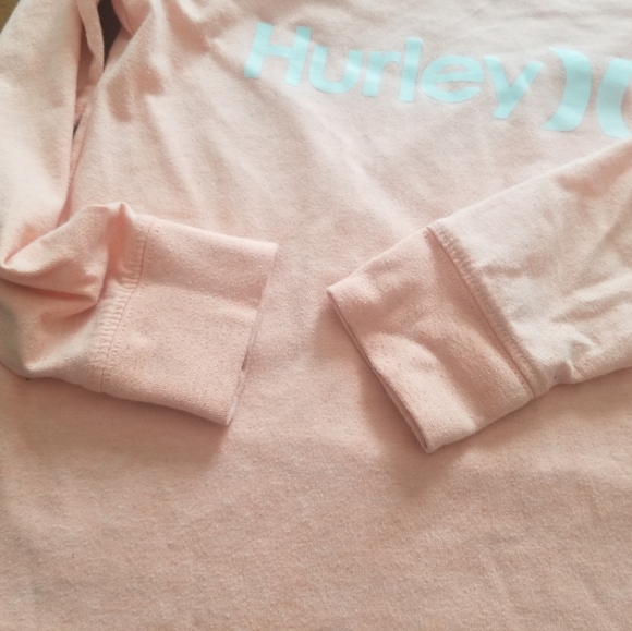 Hurley - Picture 5 of 8